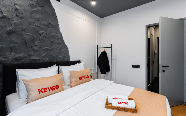 KeyGo #0122, 1 Bedroom, City Center Apartments