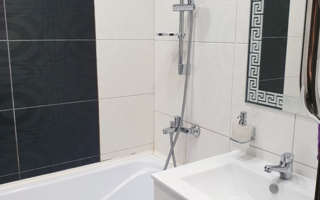 Flat na Shotmana do Tsentra 5-7 Minut Khodyby