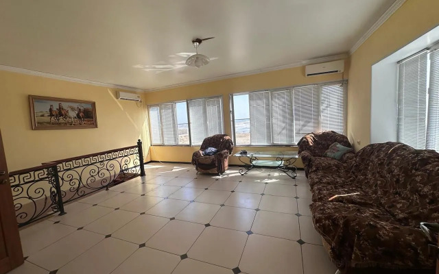 Частный дом Уютный на берегу Каспийского моря