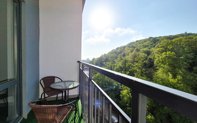 S Vysokimi Potolkami Apartments