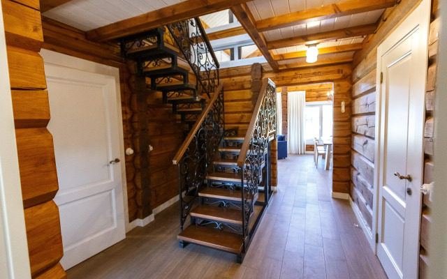 Частный дом Дом Пасечника