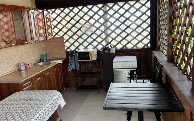 5 Guest House