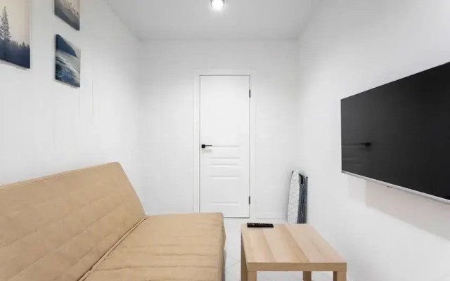 Апартаменты двухкомнатная квартира на Восстания 3-5