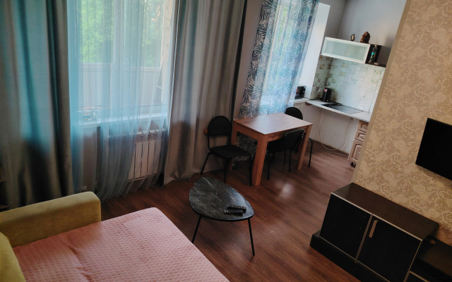 Квартира Трехкомнатная на Коммунистическом 35