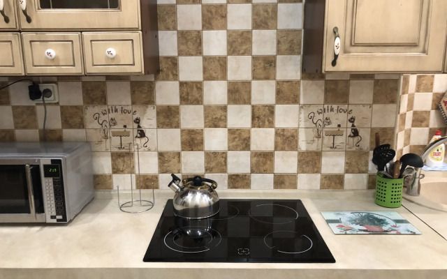 Квартира на  Эпроновской 1