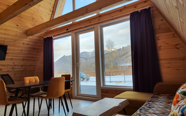 Гостевой дом Коттедж с панорамным видом на горы