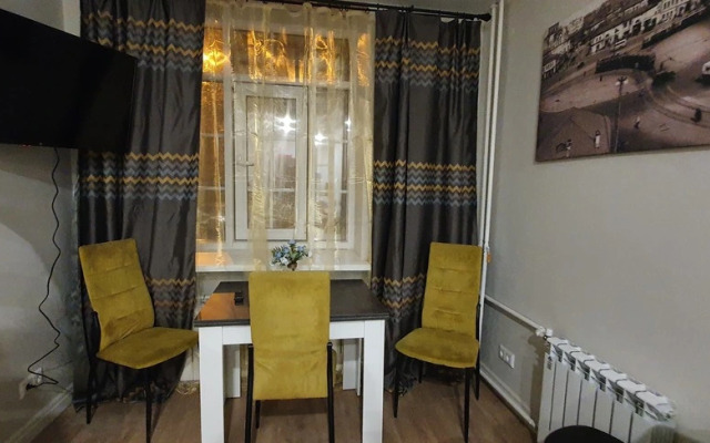 Апартаменты Вольная 25