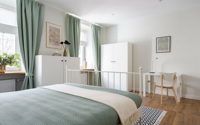 Apartment Let Your Flat Nevsky 150