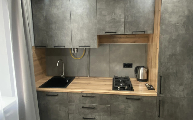 Апартаменты Светлые и уютные в центре Аксая