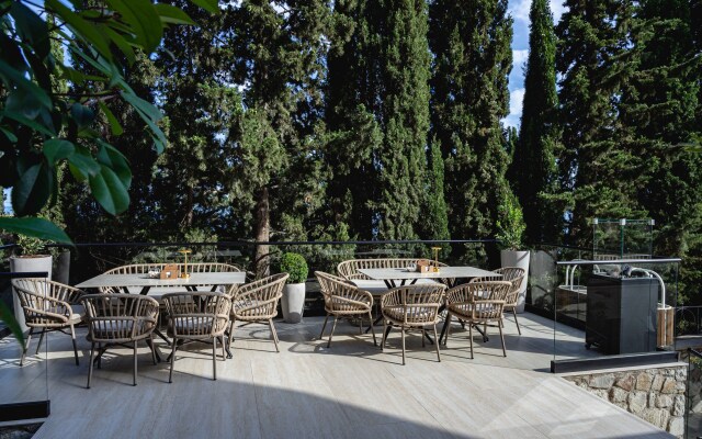 Ore More Boutique Hotel