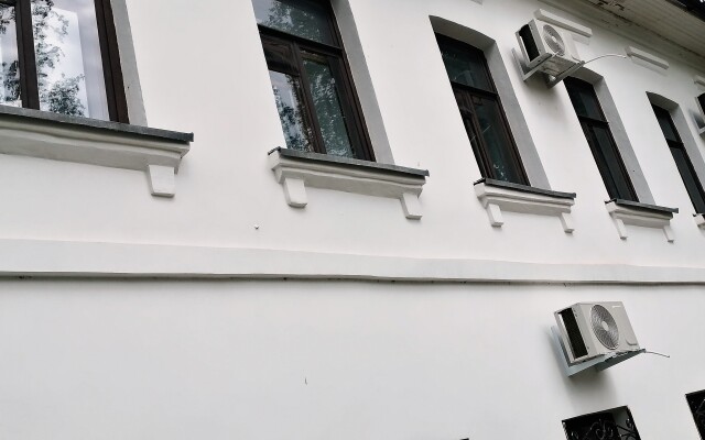 Mudryij Filin Hotel