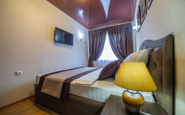 Pyat' Zvyozd Shokolad Apartments