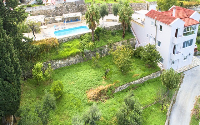 Вилла Chrysallis Heated Pool