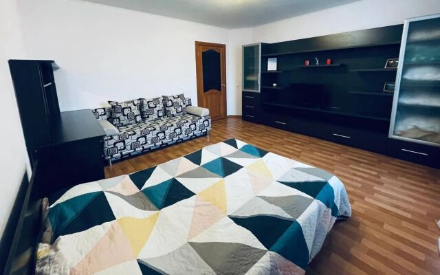 Квартира Севастопольская 4А