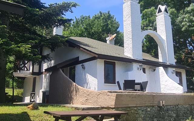 Polonezköy Country Club & Accommodation in the Wildlife Park