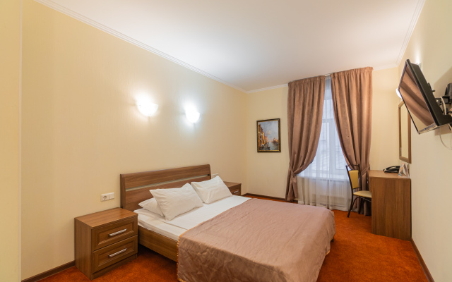 Solo Na Vladimirskoy Ploshchadi Guest house