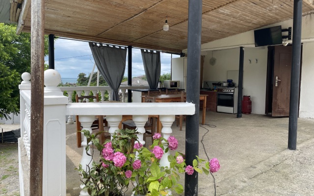 Chastny Sektor U Morya Private House