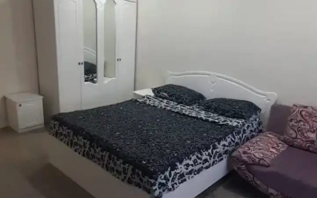 Na Naberezhnoy Bresta Flat