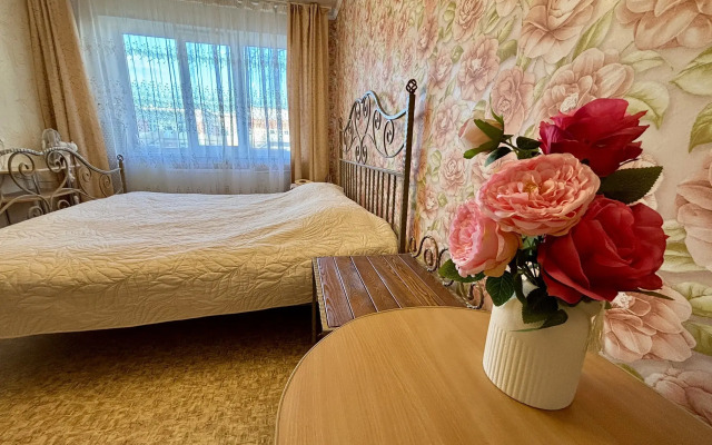Na Ulitse Kommunalnaya 58a Flat