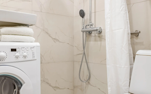 Apartamenty InHome24 v 3-5 minutah hot'by ot ostanovok obsestvennogo transporta