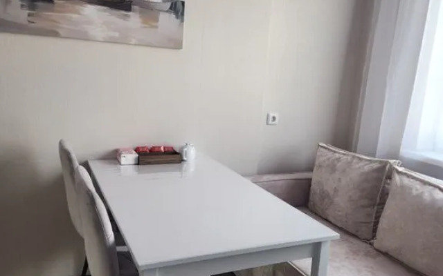 Uyutnaya Yevrodvushka V Tsentre Goroda Flat