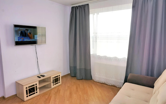 2-Komnatnaya Kvartira Flat