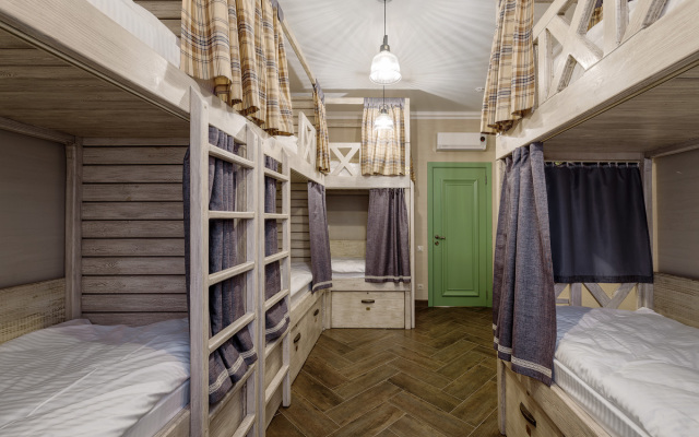 Bon Son Hostel