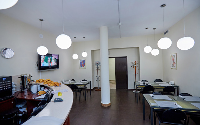 Taym Hotel