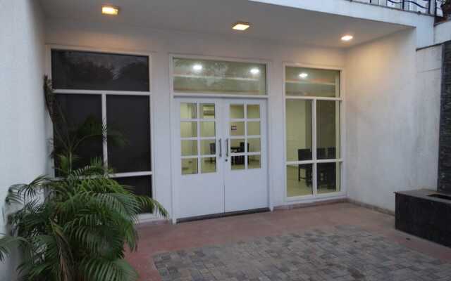 S 57 Mini-Hotel