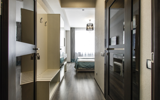 Отель Корона