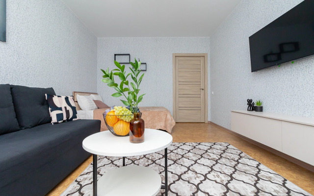 Happy House  S Vidom Na Reku I Parkovuyu Zonu Flat