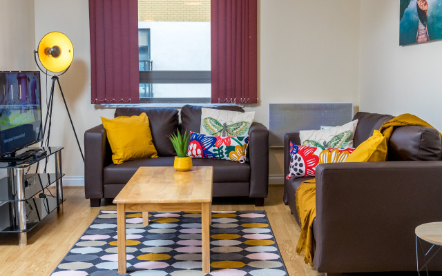 Ashleigh 2 bed apartment in the Centre of Watford