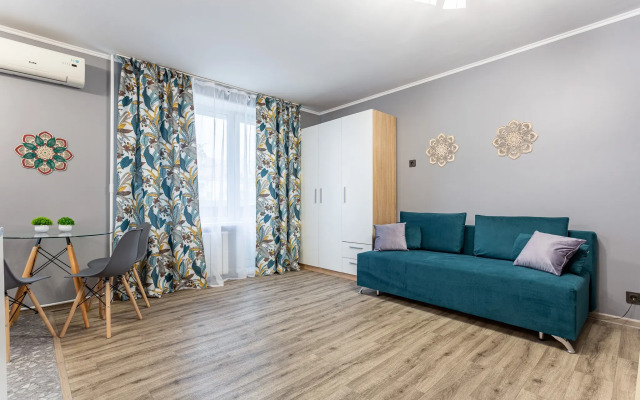 Apartments Studio U Metro Novyie Cheremushki