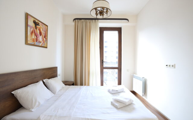 Апартаменты Stay Inn on Buzand Str. 17-121