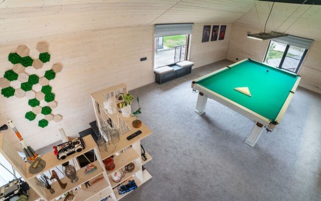 Privat House v Poselke Velikie Ozyora