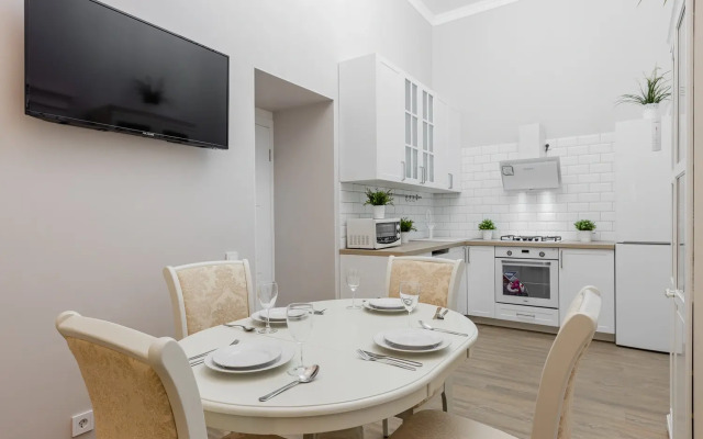 Апартаменты SpbStay Владимирский 13 две спальни