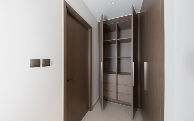 Welcome Home In Act One Tower Apartments