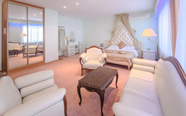 Hotel Rus