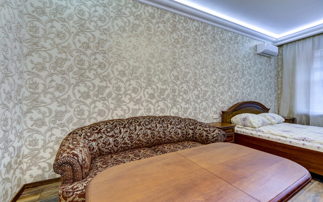 Апартаменты Студия Делюкс на Караванной в самом центре