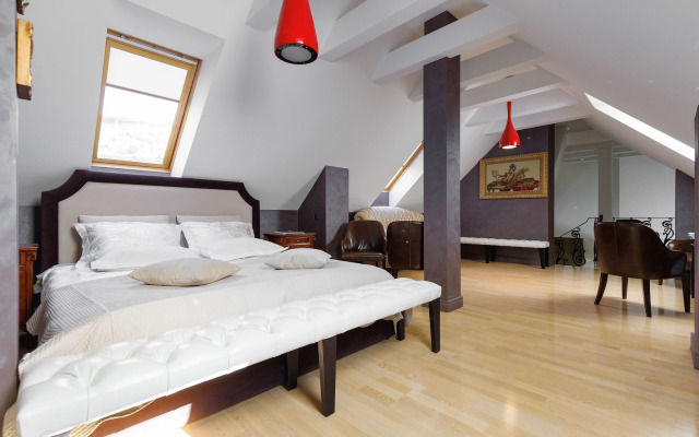 Квартира 2 уровня на Аптечной