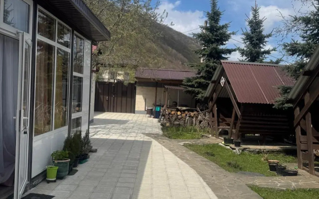 Ночлег и завтрак (B&B) Art&Hur сlub