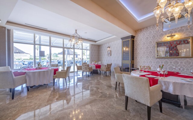 Asteria Family Resort Side Hotel