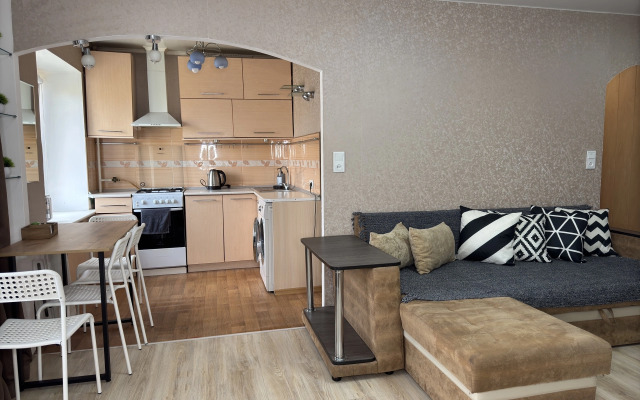 Квартира Большая Трехкомнатная квартира