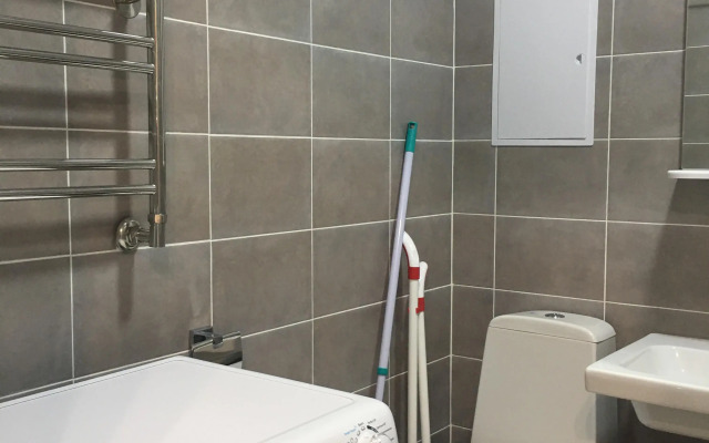 Three-Room Apartments for 5-7 People