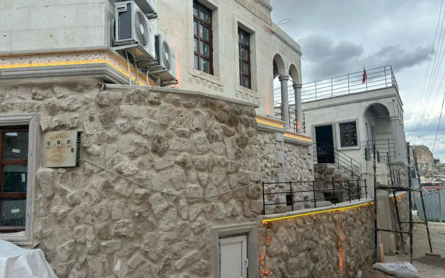 Zumrut Anka Cave Hotel