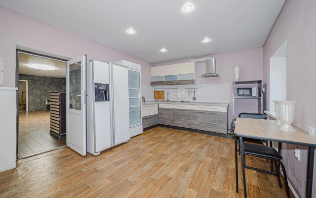 Teply Kottedzh Ryadom S Aeroportom Private house