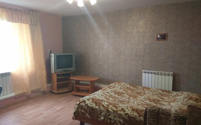 Uyutnaya Studiya V Tsentre Flat
