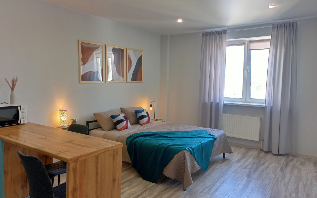 Na Tavricheskoy 9k1 Apartments