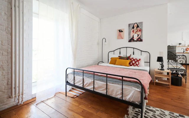 Апартаменты ДзенХоум Символ 8