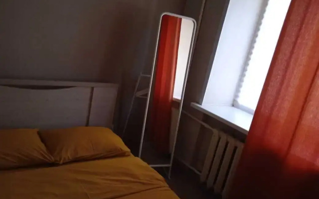 Квартира трёхкомнатная в культурном и деловом центре Союза Республик 17